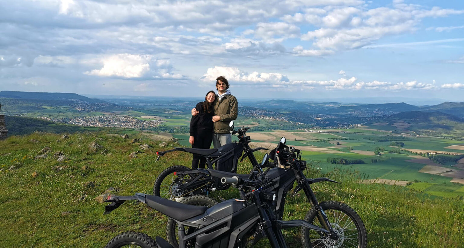 randonnée moto électrique auvergne